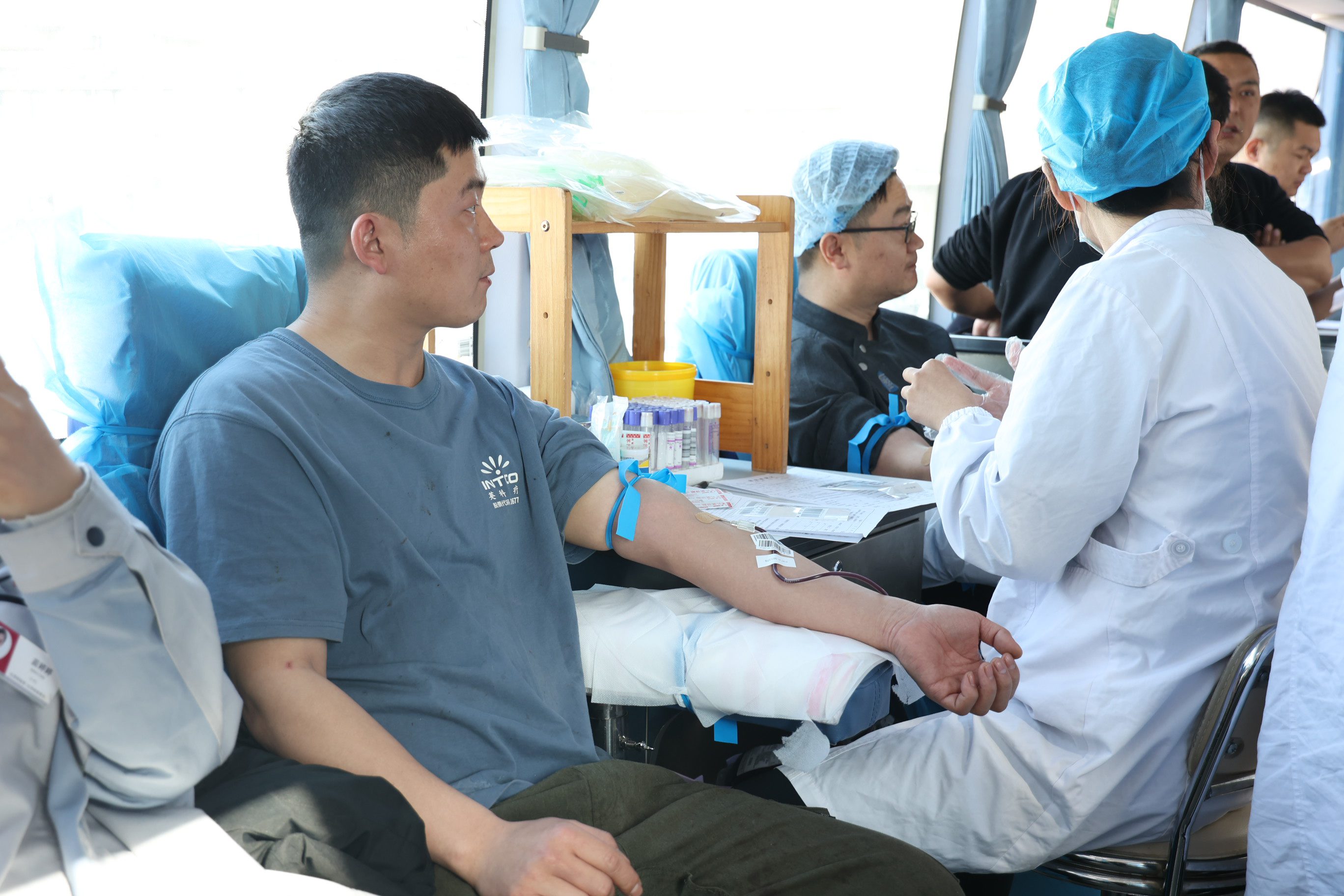 ca88伙伴积极参与献血活动